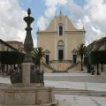 Cerreto Sannita - Piazza S. Martino con fontana